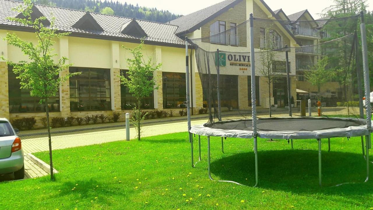 Hotel Olivia Medical Spa Skomielna Czarna Экстерьер фото