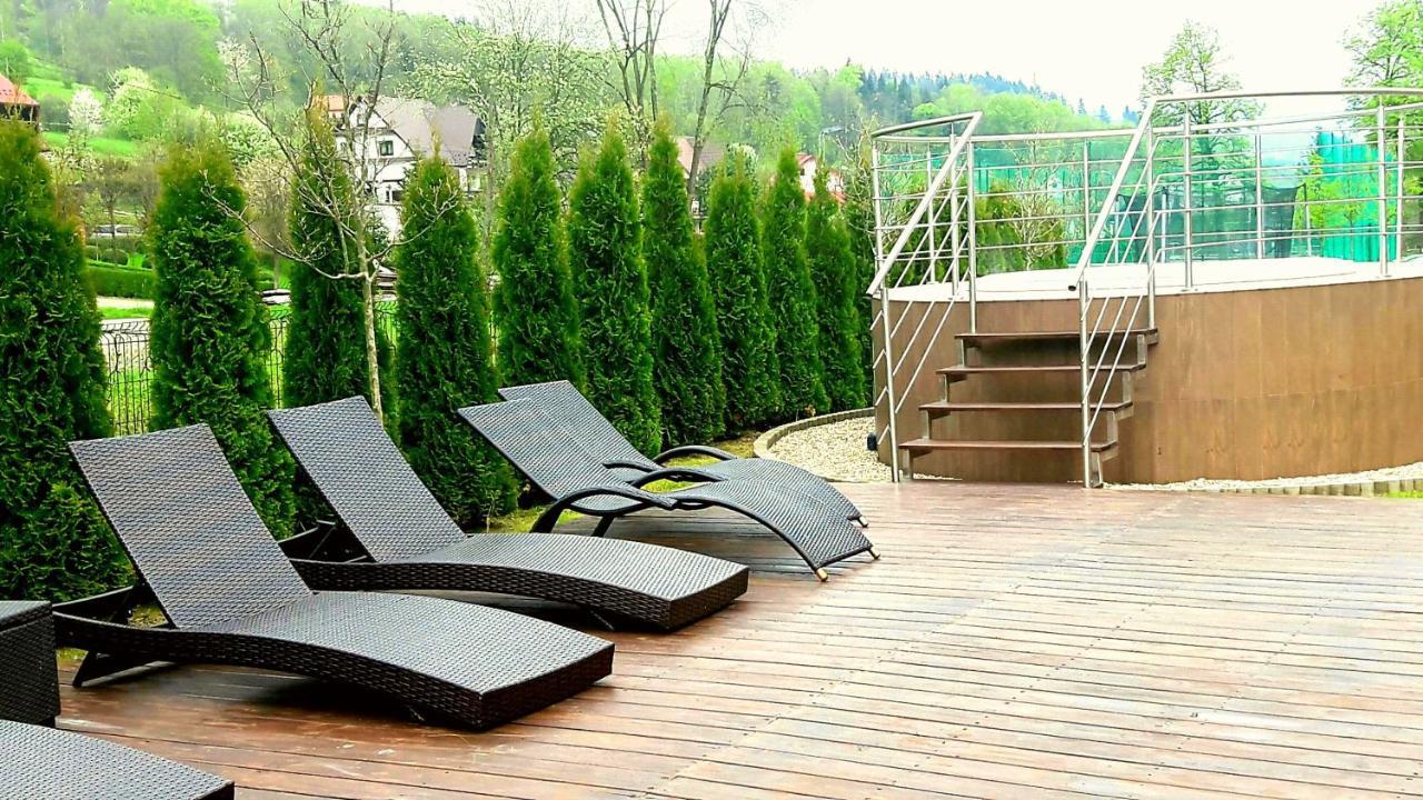 Hotel Olivia Medical Spa Skomielna Czarna Экстерьер фото